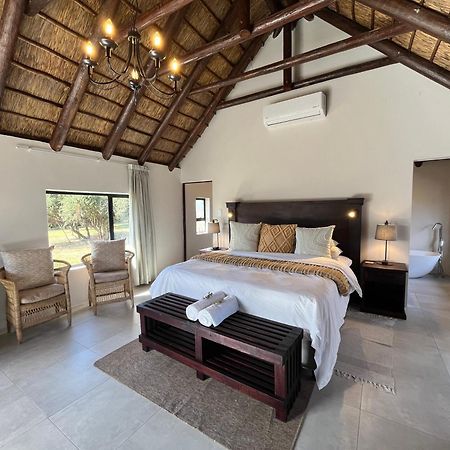 Charihandra Game Lodge アッド エクステリア 写真